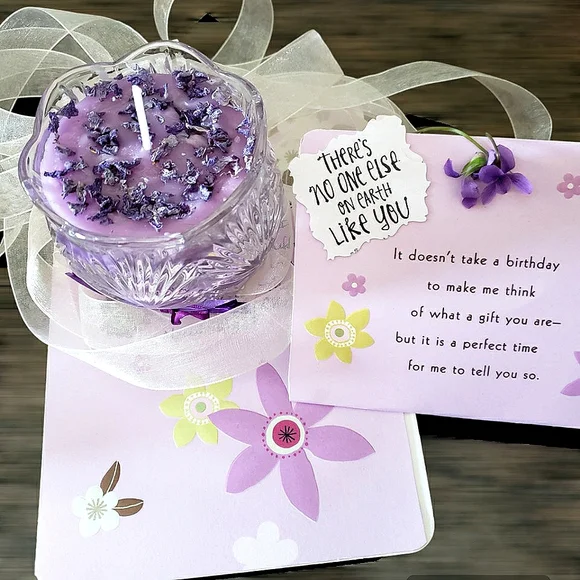 SOLD Candle 2 Soy-Wax Lucky in Love My Wish my Flower petals blended New Purples - Picture 4 of 8